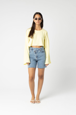 light crisscross shorts 